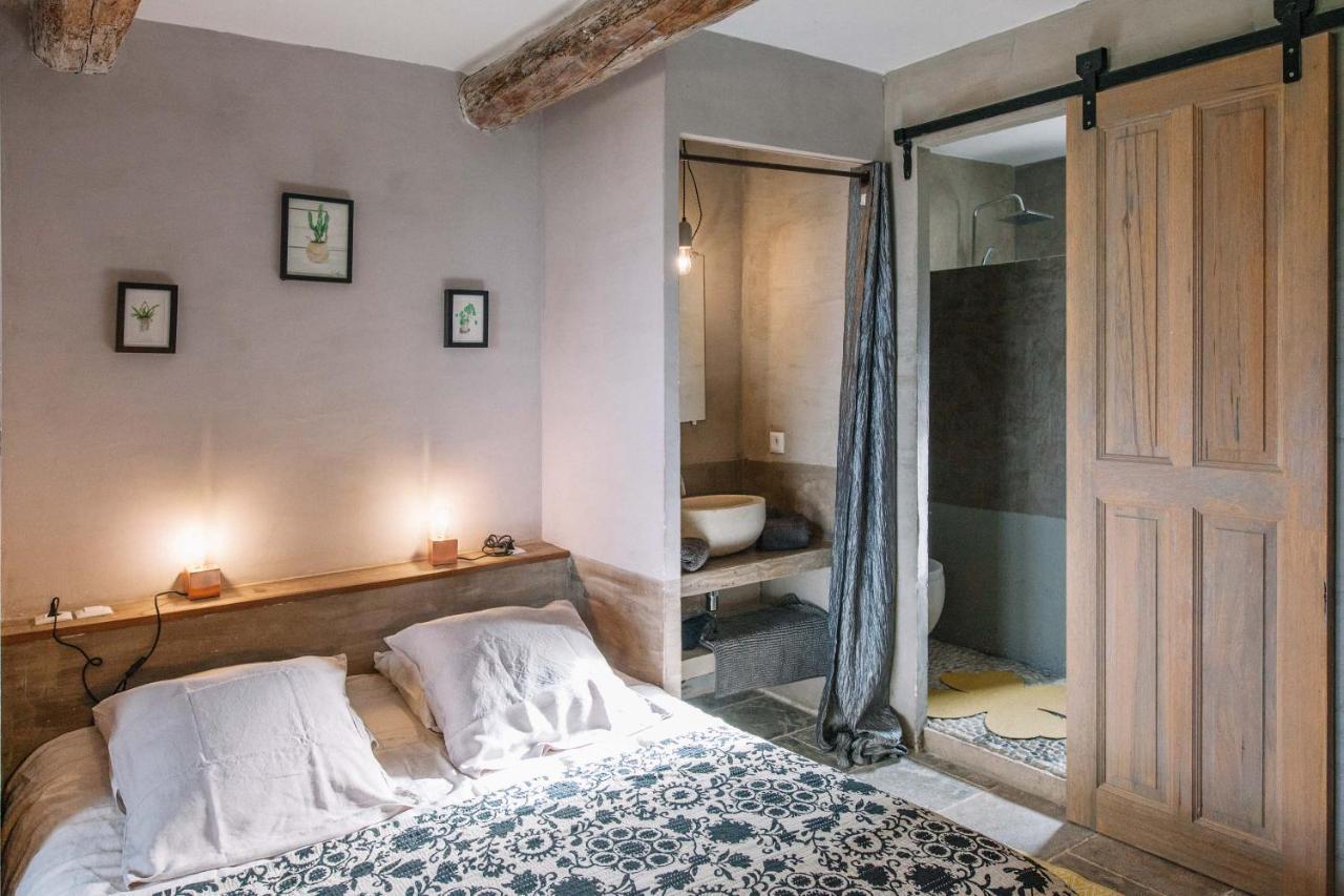 Le Mas De Cink Saint-Saturnin-d'Apt Exterior foto